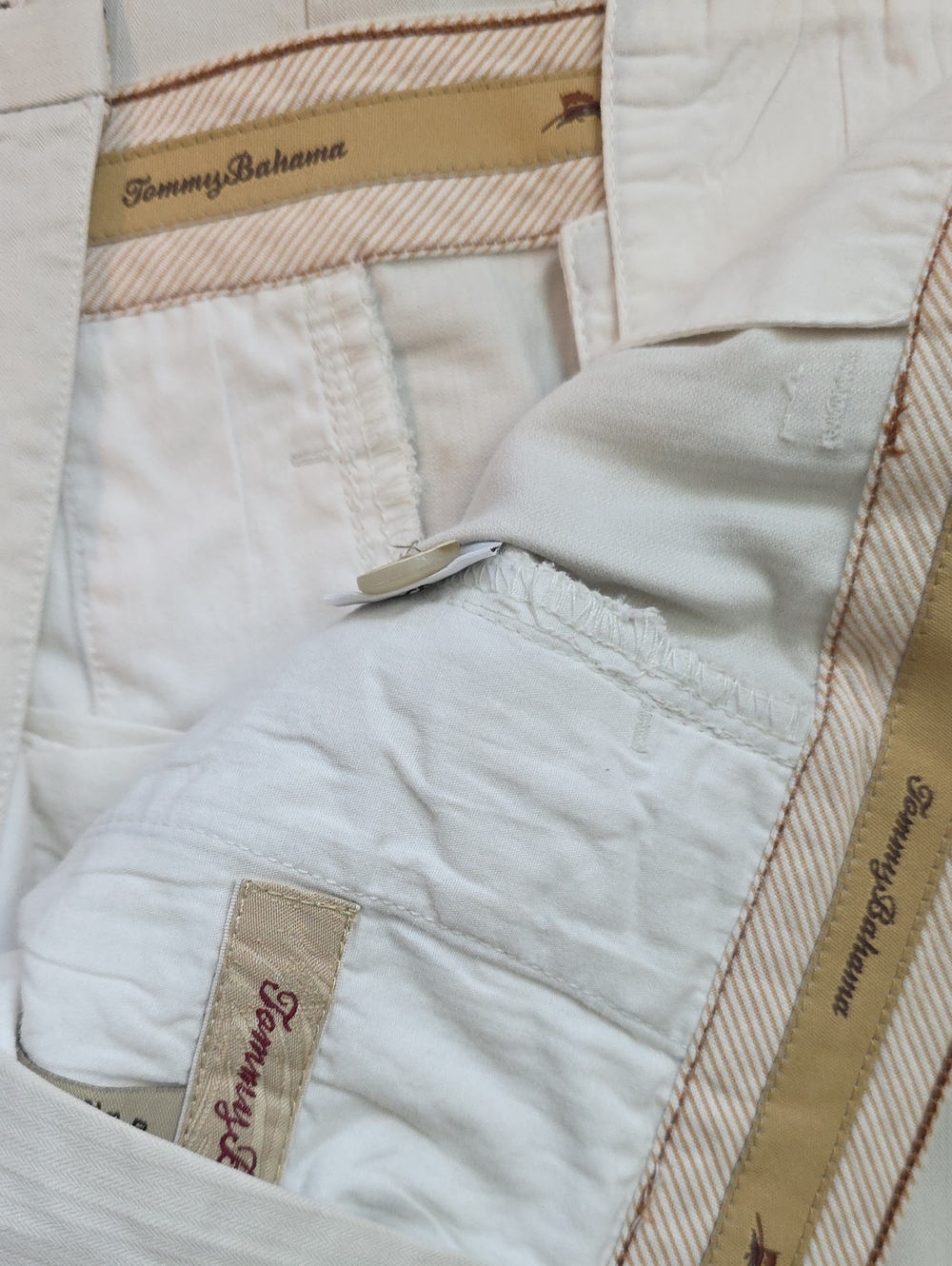 80 % Silk Tommy Bahama Off-White/Tan Trim Shirt